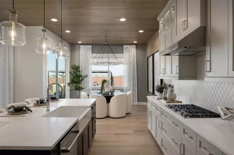 Kitchen - 2639 N Silverbell Way, Eagle, ID 83616 photo 3 of 3