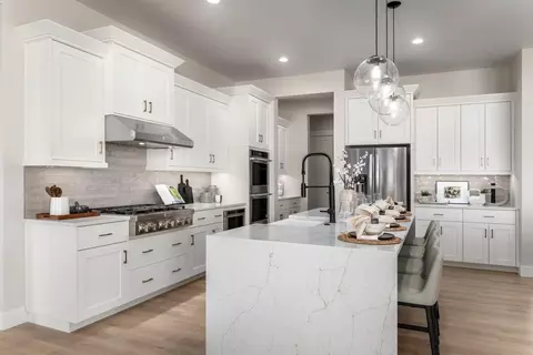 Kitchen - 2639 N Silverbell Way, Eagle, ID 83616 photo 1 of 3