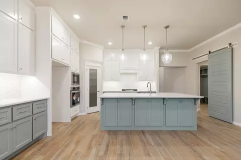 Kitchen - 2920 E Northampton St, Broken Arrow, OK 74014 photo 1 of 14