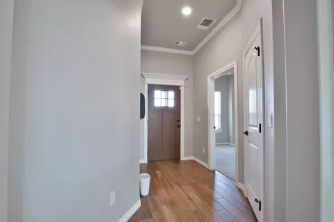 Entry Way - 2920 E Northampton St, Broken Arrow, OK 74014 photo 1 of 2