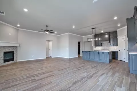 Living - 2920 E Northampton St, Broken Arrow, OK 74014 photo 6 of 8