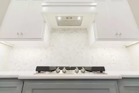 Kitchen - 2920 E Northampton St, Broken Arrow, OK 74014 photo 6 of 14