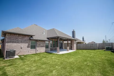 Exterior - 2920 E Northampton St, Broken Arrow, OK 74014 photo 24 of 27