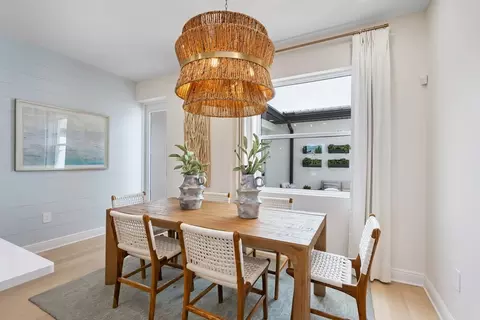 Dining - 17652 Cane Ave, Venice, FL 34293 photo 1 of 2