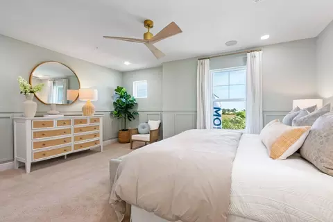 Bedroom - 17652 Cane Ave, Venice, FL 34293 photo 1 of 3