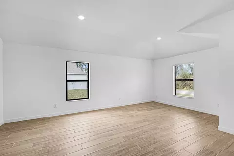 Living - 808 Gen D Macarthur Ave, Labelle, FL 33935 photo 1 of 2