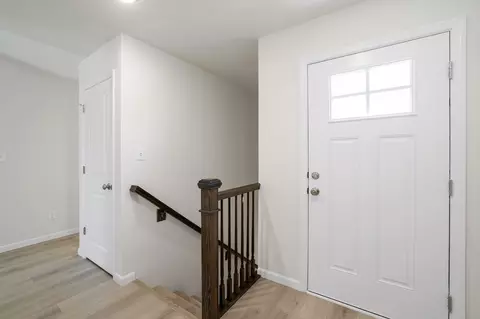 Entry Way - 986 Grandview Ln, Pacific, MO 63069 photo 8 of 13