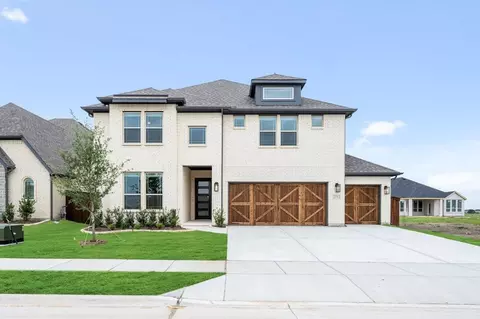 2712 Railway St, Forney, TX 75126