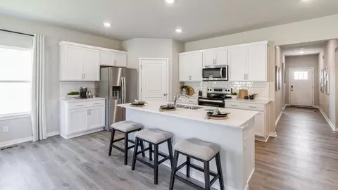 Entry Way - 3285 Artesian Rd, Marion, IA 52302 photo 1 of 4