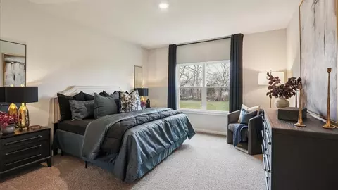Bedroom - 3285 Artesian Rd, Marion, IA 52302 photo 5 of 14