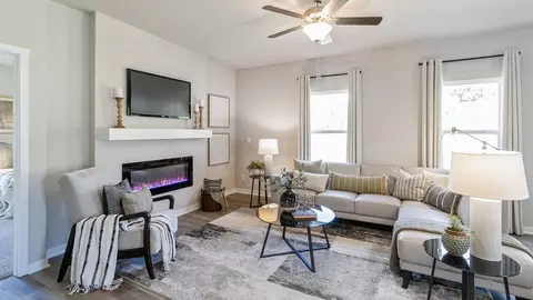 Living - 3285 Artesian Rd, Marion, IA 52302 photo 1 of 3