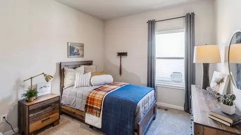 Bedroom - 3285 Artesian Rd, Marion, IA 52302 photo 3 of 14