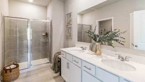 Bath - 3285 Artesian Rd, Marion, IA 52302 photo 1 of 9
