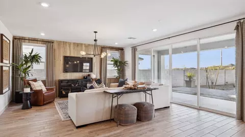 Living - 24025 N 25th St, Phoenix, AZ 85024 photo 1 of 2