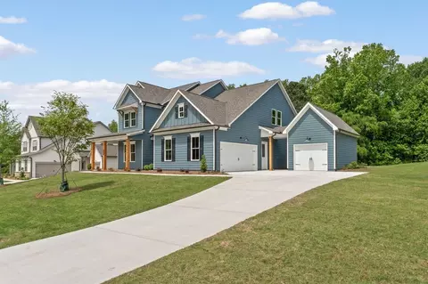 Exterior - 1548 Univeter Rd, Canton, GA 30115 photo 7 of 9