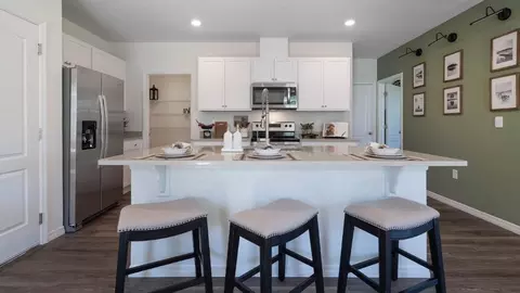 Kitchen - 1372 Bear Hammock Dr, Umatilla, FL 32784 photo 1 of 8