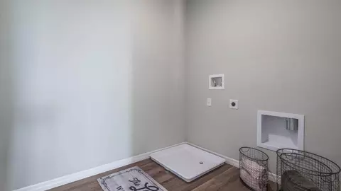 Other - 1372 Bear Hammock Dr, Umatilla, FL 32784 photo 5 of 11