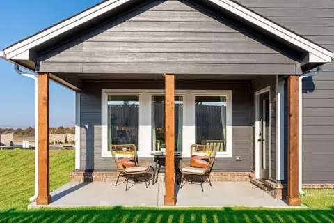 Exterior - 11320 E 93rd Pl N, Owasso, OK 74055 photo 9 of 12