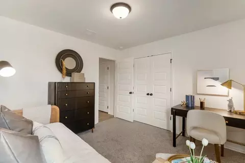 Bedroom - 11320 E 93rd Pl N, Owasso, OK 74055 photo 11 of 16