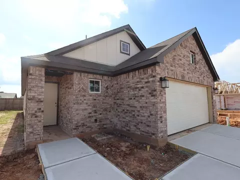 5950 Texas Sun Dr, Fulshear, TX 77441
