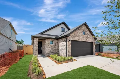 5950 Texas Sun Dr, Fulshear, TX 77441