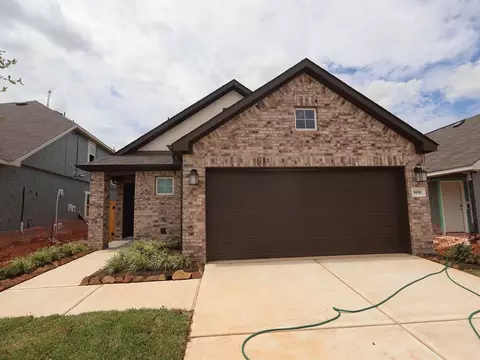 5950 Texas Sun Dr, Fulshear, TX 77441