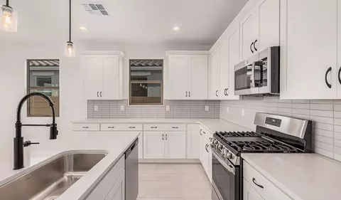 5454 W Manzanita Dr, Glendale, AZ 85302