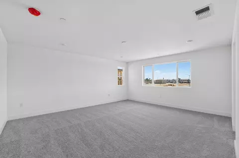 Bedroom - 2130 Trojan St, Manteca, CA 95336 photo 3 of 6