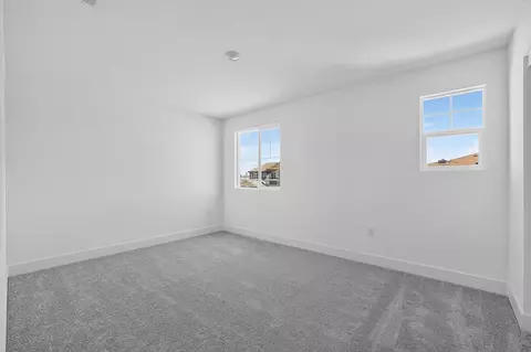 Bedroom - 2130 Trojan St, Manteca, CA 95336 photo 4 of 6