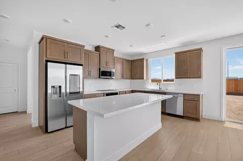 Kitchen - 2130 Trojan St, Manteca, CA 95336 photo 1 of 4