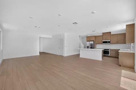 Living - 2130 Trojan St, Manteca, CA 95336 photo 1 of 2