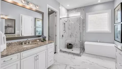 Bath - 4006 Cresswind Blvd, Monroe, NC 28110 photo 1 of 4