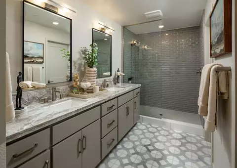 Bath - 112 10th St, Marina, CA 93933 photo 1 of 2