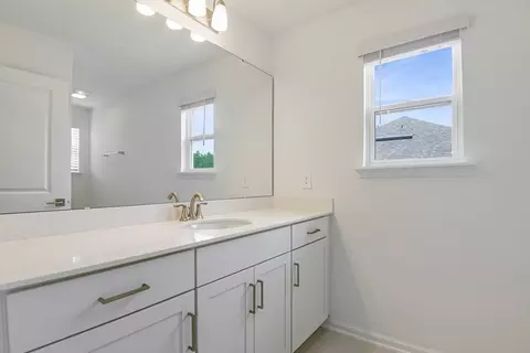 Bath - 836 Brook Forest Dr, Saint Augustine, FL 32092 photo 3 of 11