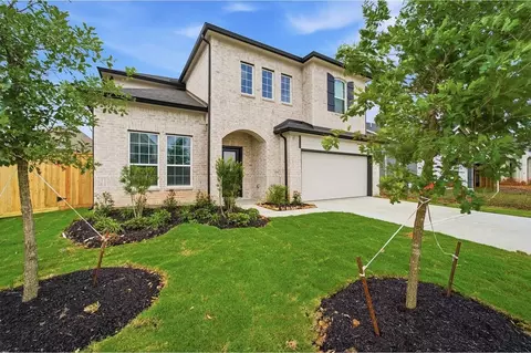 Exterior - 7906 Jasper Mdws, Angleton, TX 77515 photo 2 of 9