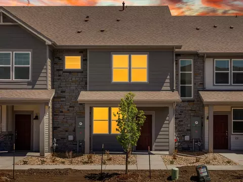1594 Riverplace Dr UNIT 2, Windsor, CO 80550