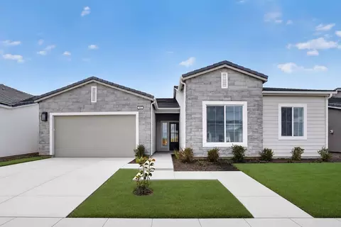 960 Geyser Way W, Madera, CA 93636