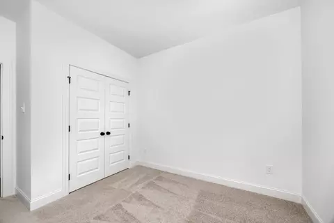 Bedroom - 24101 Quints Dr, Athens, AL 35613 photo 4 of 8