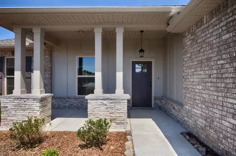 Exterior - 24101 Quints Dr, Athens, AL 35613 photo 4 of 10