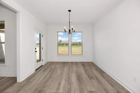 Dining - 24101 Quints Dr, Athens, AL 35613 photo 2 of 3