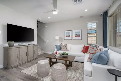 Living - 2266 S Jeffry St, Gilbert, AZ 85295 photo 2 of 3