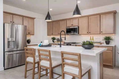 Kitchen - 2266 S Jeffry St, Gilbert, AZ 85295 photo 4 of 4