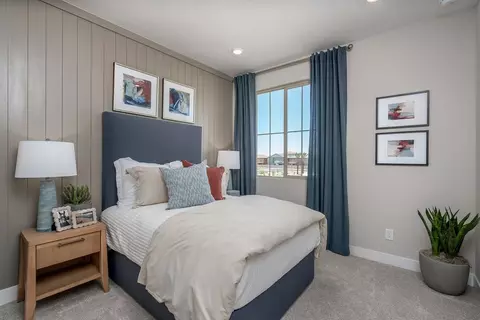 Bedroom - 2266 S Jeffry St, Gilbert, AZ 85295 photo 3 of 4