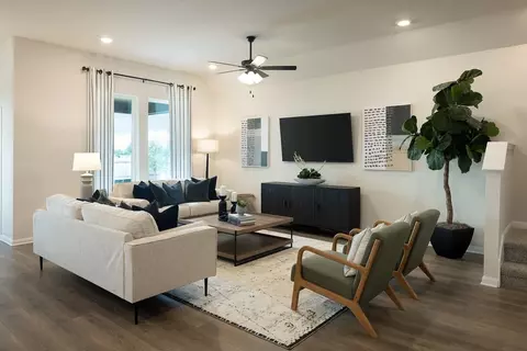 Living - 237 Saddle Park, Cibolo, TX 78108 photo 1 of 2