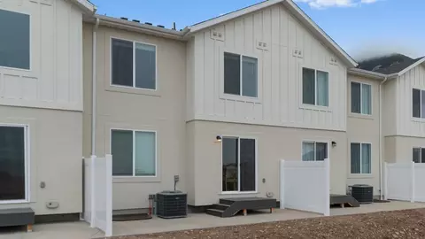 Exterior - 1946 E Corriente Dr #1295, Salem, UT 84653 photo 2 of 16