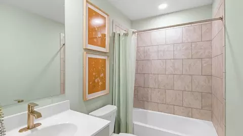 Bath - 2693 Marsh Elder Dr, Cambridge, MD 21613 photo 3 of 4