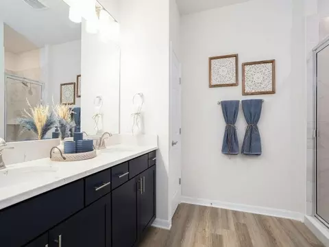 Bath - 5386 Duxford Cir, Saint Cloud, FL 34771 photo 1 of 6