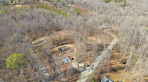 View/Area - 3170 Three Chopt Rd, Gum Spring, VA 23065 photo 1 of 3