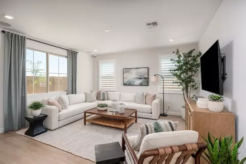 Living - 4600 E Toledo St, Gilbert, AZ 85295 photo 1 of 1