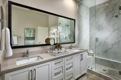 Bath - 3606 Rosado Rd, Paso Robles, CA 93446 photo 1 of 1